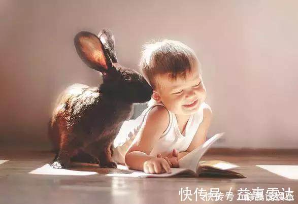 年龄段|再生气也别动手，这3个年龄段的孩子不能打