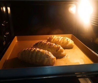 这手抓饼做「烤肠毛毛虫」连吃3天了！明天还想吃