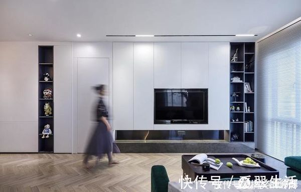 电视墙|看了他130㎡的家,才明白什么叫颜值超高、收纳满分,全屋质感十足
