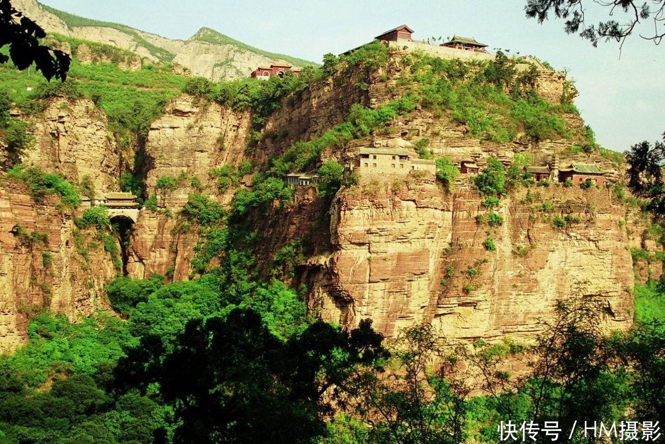 河北一个小众的神级景区，风景堪比武当山，有全国三大悬空寺之一