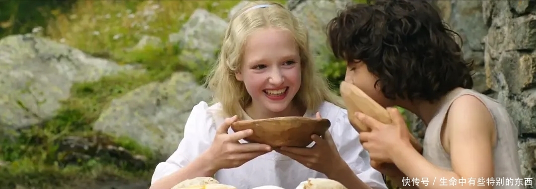 心理学:拥有这样关系的人,更容易活出自我