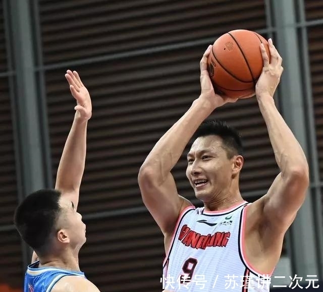 杜锋|广东溃败|裁判执法轻松,杜锋演练阵容