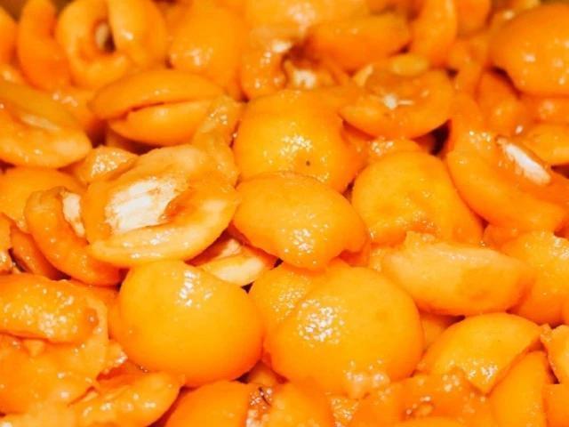 李子|女人怀孕后,4种常见水果尽量少吃,或许会影响胎儿的发育