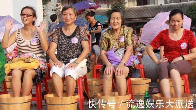 早上起床|三伏天，以“热”祛湿，谨记“一忌、二勤、三不洗”，湿毒排光光