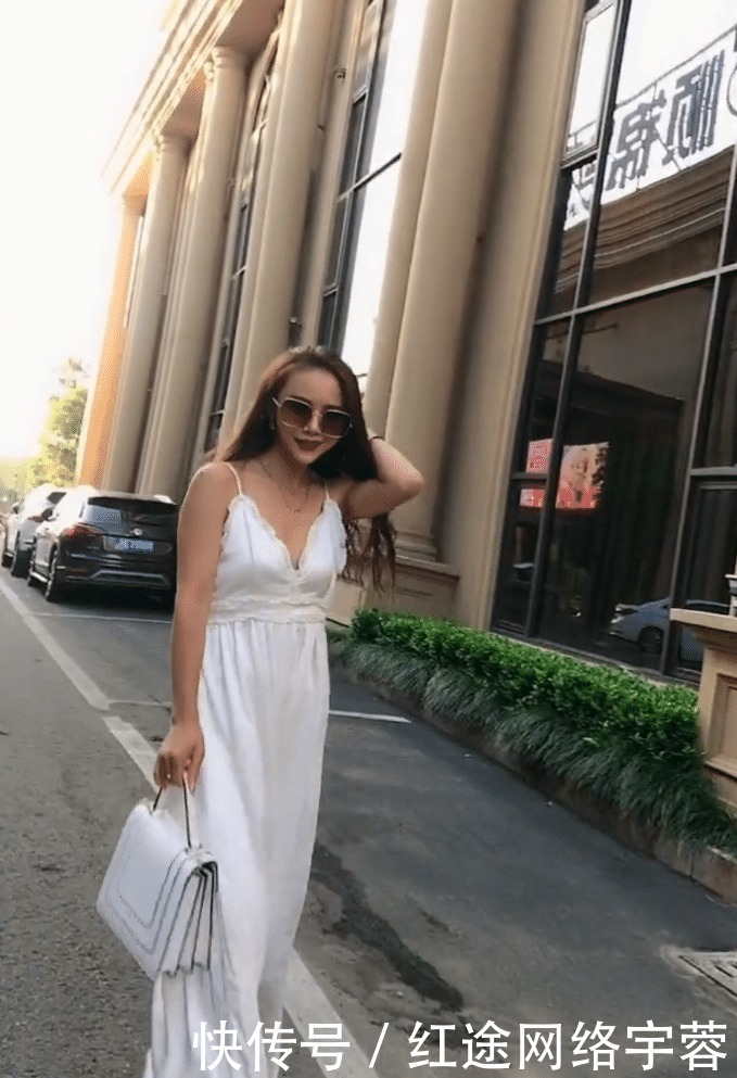 高档|衣服很高档,就是穿着显胖