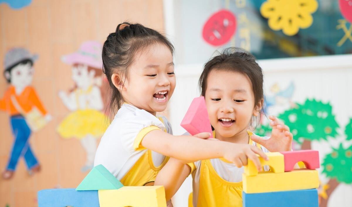 幼儿园|哈佛研究发现：3岁上幼儿园和4岁上幼儿园的孩子，人生大有不同