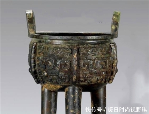 因常被警察找上门,他把做旧技术免费教全村人,如今成最大造假村