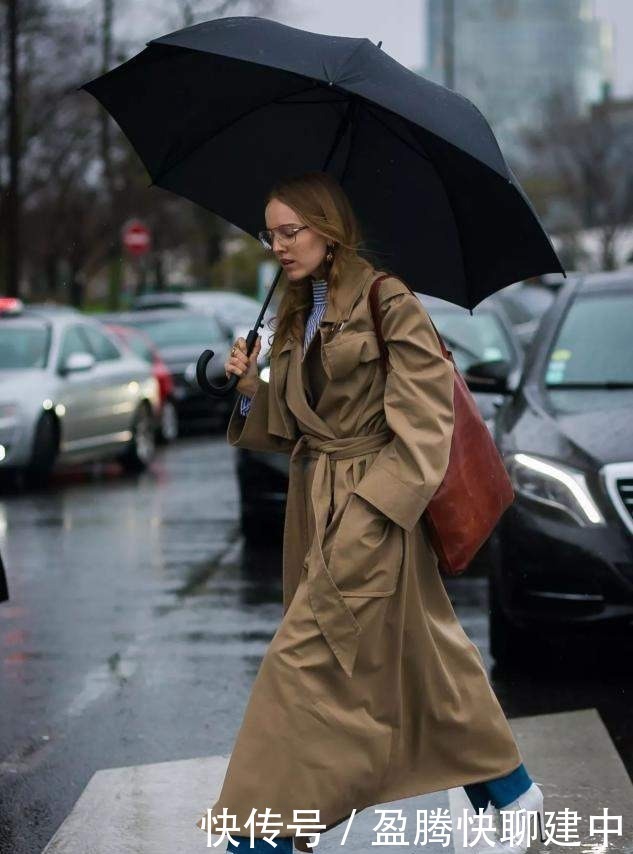 冬天穿风衣“颜色”也很重要,选对颜色更显白,这份攻略你可参考