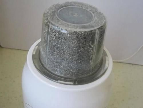 大盘子|它被叫做“乌发剂”,很多人吃它来乌发,却不知吃多了会秃头