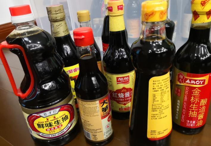 包韭菜饺子馅，学会“2放2不放”，韭菜鲜嫩翠绿不出水，好吃过瘾