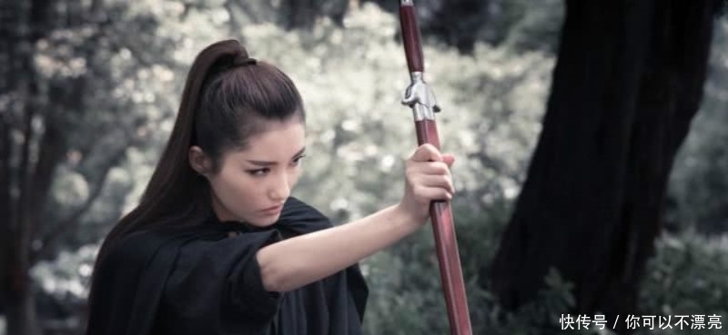 两首充满了侠客精神的诗,出自于两位僧人之手,描写得大气磅礴!