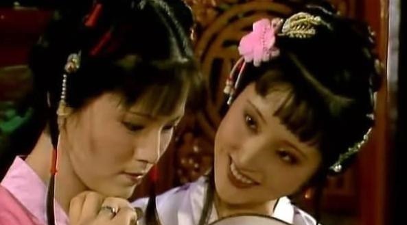 袭人$晴雯和黛玉知道了袭人与宝玉的云雨之情后,为何态度却截然不同