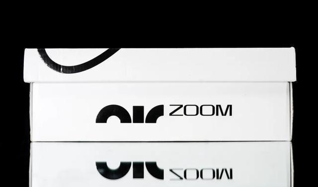 zoom 极致的炫技!来自奥运年的惊喜 Nike这款鞋才叫真正的旗舰