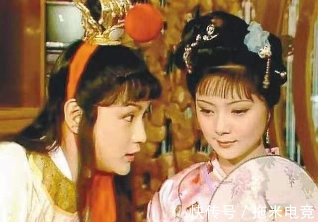 黛玉&薛宝钗与林黛玉真正的差距是什么?王熙凤一句玩笑话道破真相