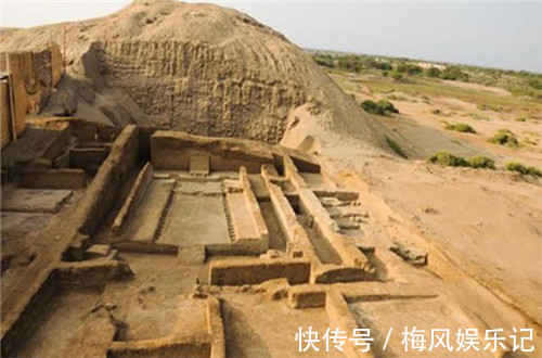 汉书#秘鲁发现一女神像,上刻“武当”二字,难道《山海经》所言非虚?