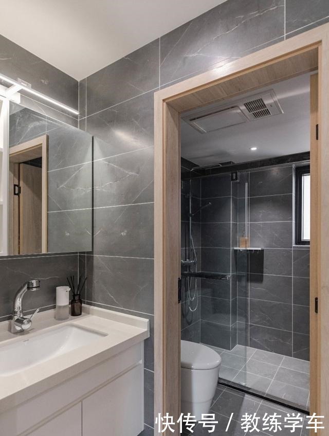 氛围|这装修初看不惊艳越看越喜欢，一进门就让人感觉很放松，值得参考！