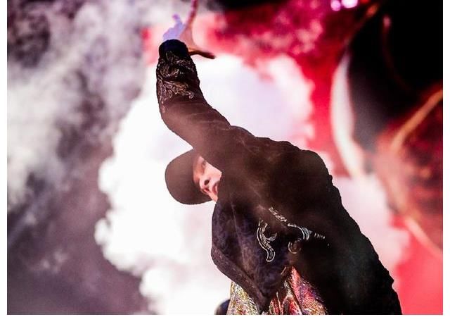 隊名|《街舞4》開錄，張藝興連夜抵達戰場，新任隊長劉憲華在線求隊名