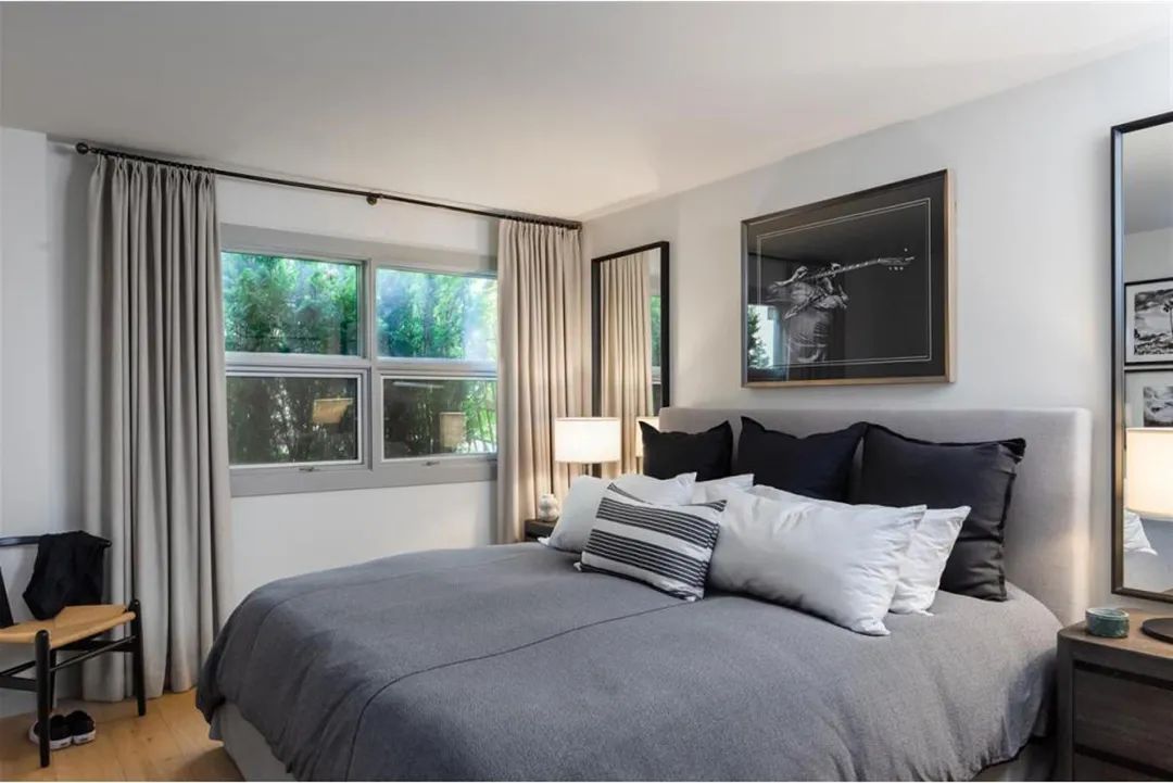 女友|110㎡现代简约，他买带院子的房子，跟女友求婚，浪漫令人羡慕