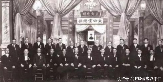 65年前的这场寿宴群雄毕至，拜寿嘉宾有章士钊，陈毅，郭沫若