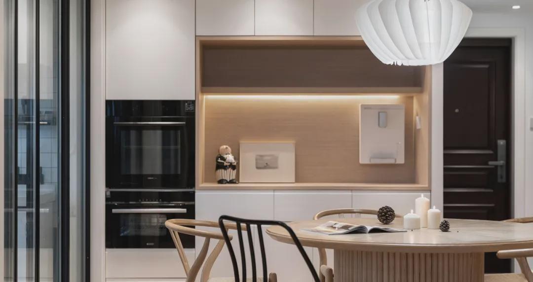 卫生间|132平的家,客厅这样设计,可太适合两娃家庭了!