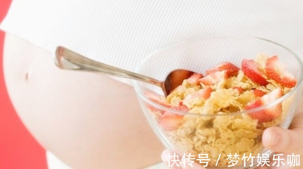 孕妈|孕期可能会损伤胎儿大脑发育的食物,孕妈要尽量避免,馋了也忍忍