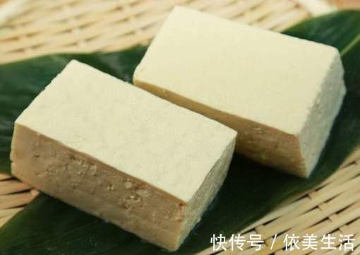 煎豆腐|不管是煎鱼还是煎豆腐,都别直接下油锅,多做一步,完整不粘锅