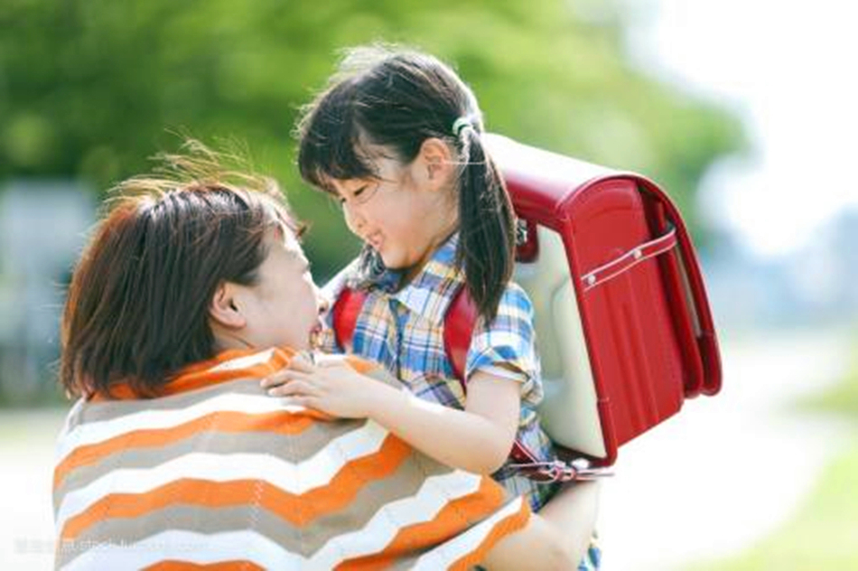 幸福的女人|18年后,有两个女儿的家庭,远比2个儿子的要发愁,网友很残酷