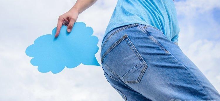 常放屁是肠癌的“暗示”吗肿瘤科医生说3个症状才是肠癌信号