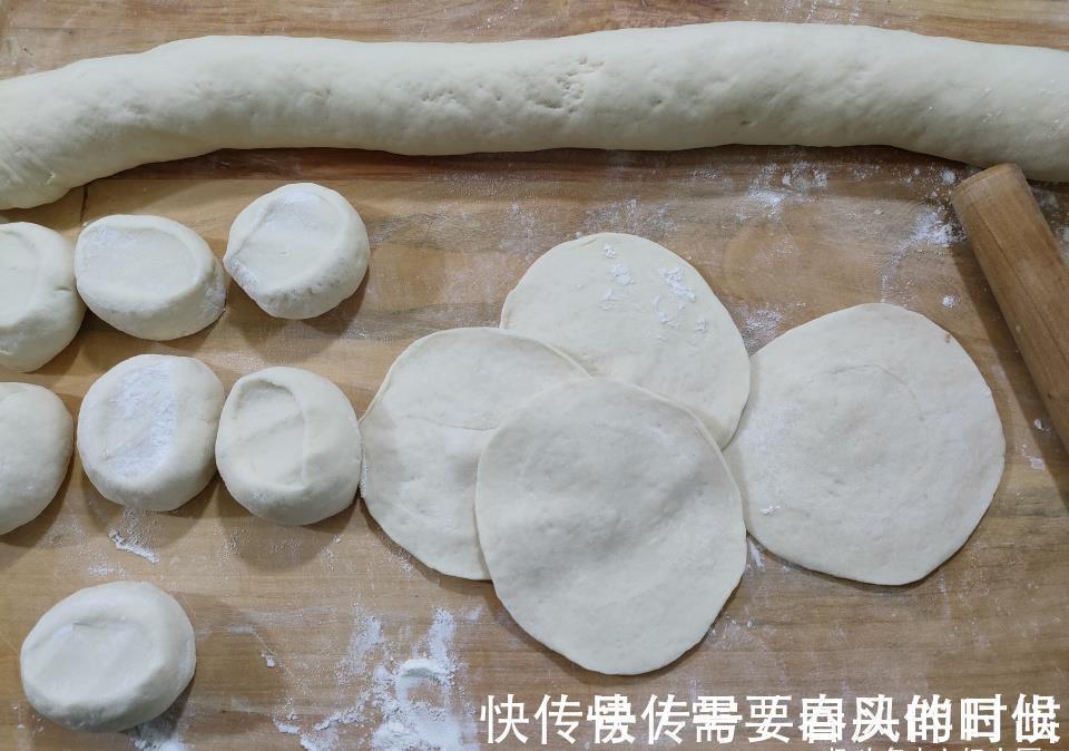 包子|秋季吃包子饺子,啥菜做馅都不如吃瓜,不值钱,润肺排毒还不燥