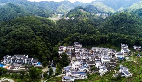 王莽|安徽有一村落在大山中，有“中国富硒第一村”之称，老人都很长寿