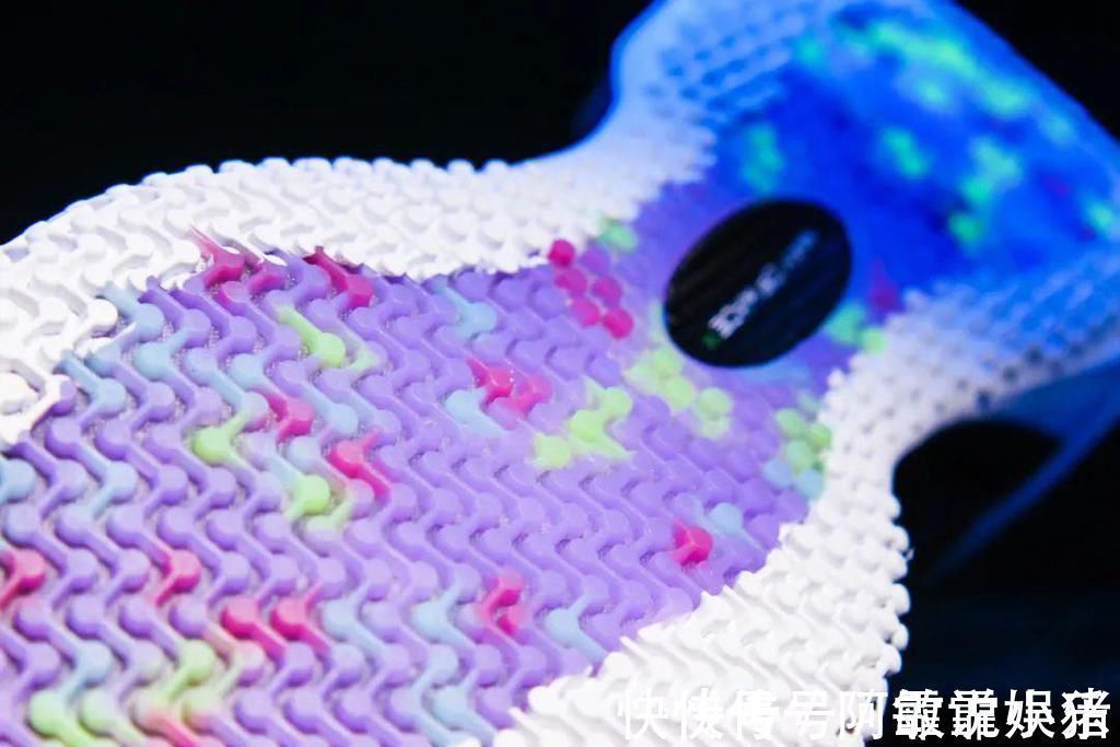 签名 最适合大众的旗舰签名实战鞋!虽是国产卖千元也别喊贵