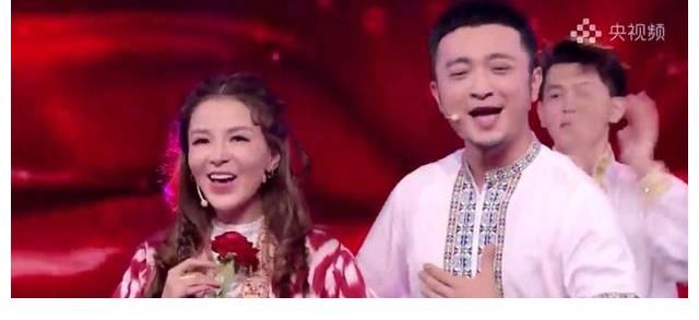 龍洋|朱迅小尼與龍洋張韜，央視兩對黃金搭檔演經(jīng)典愛情，高顏值的完勝