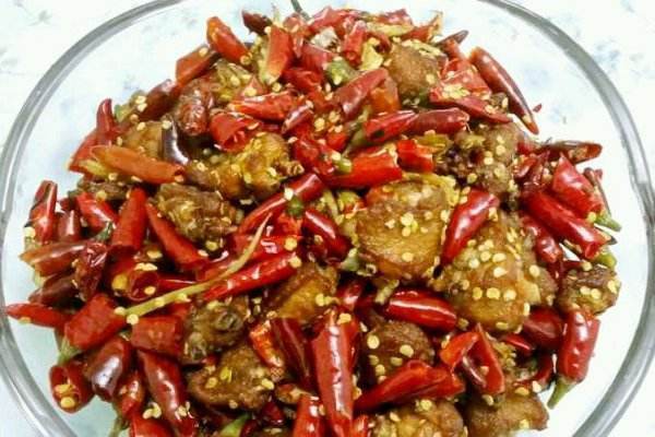 非常有特色的几道家常菜,上桌大家都抢着吃,好吃到停不下来