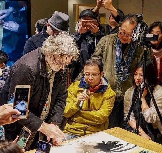 中国画&专画国画的老外，竟被10万人狂热追捧，看完作品立马佩服不已