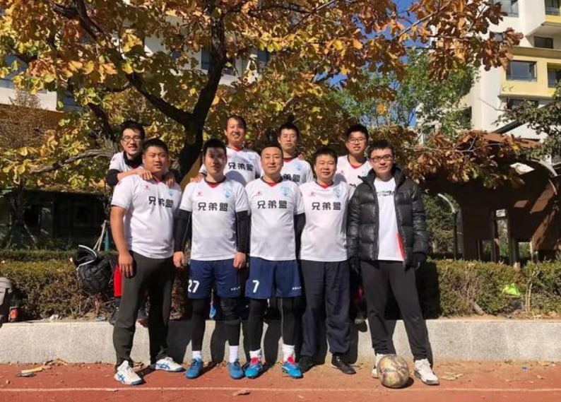 业余|国脚看你们一眼就输了!沈阳业余球队向国足发出挑战:时间地点你定