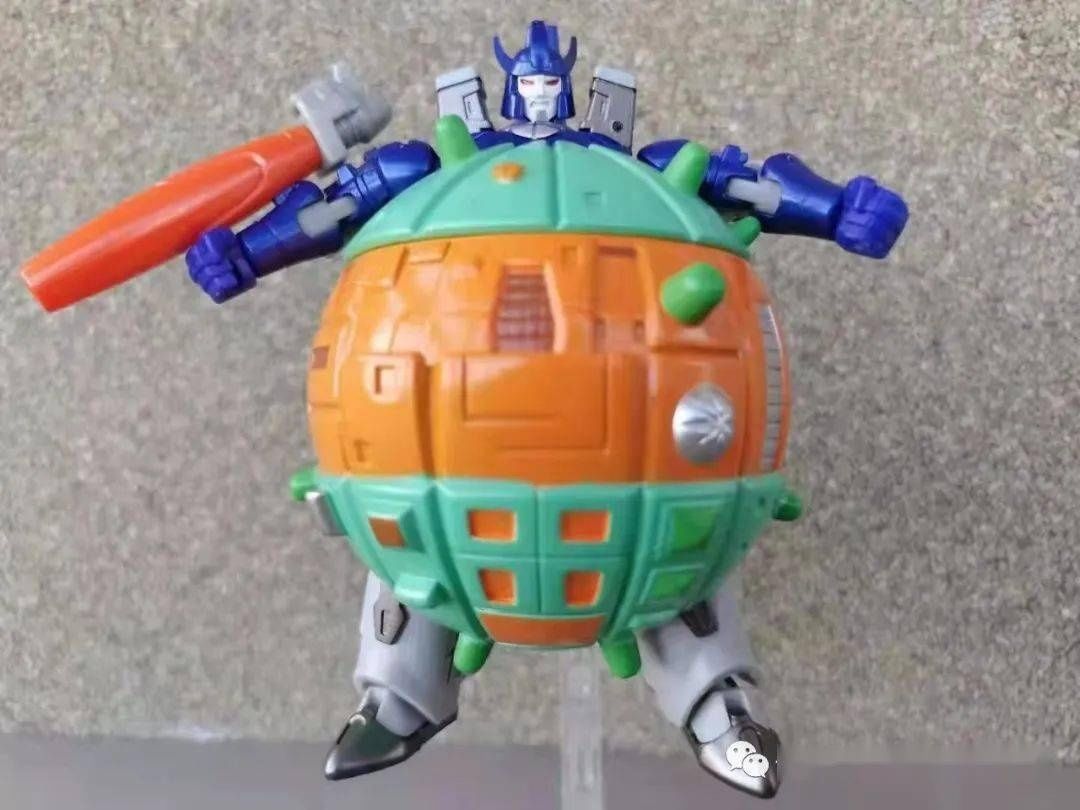 霸天虎|【评玩具】子小天:岑测评《NA惊破天 金属色涂装十分亮眼!》