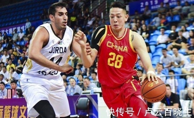 内线球员|新赛季CBA内线球员实力Top5!大鸟上榜,胡金秋力压易建联排榜首