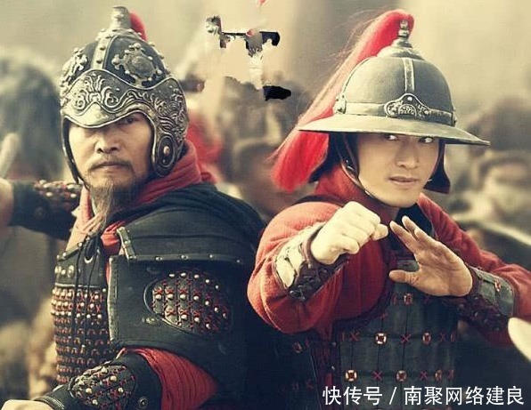 岳飞|岳飞墓前本来跪着5个人，现在却变成了4个？为什么？