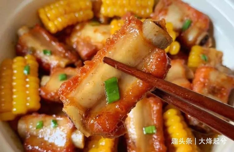 饭店的干锅排骨为啥那么好吃，大厨教你技巧，简单又实用