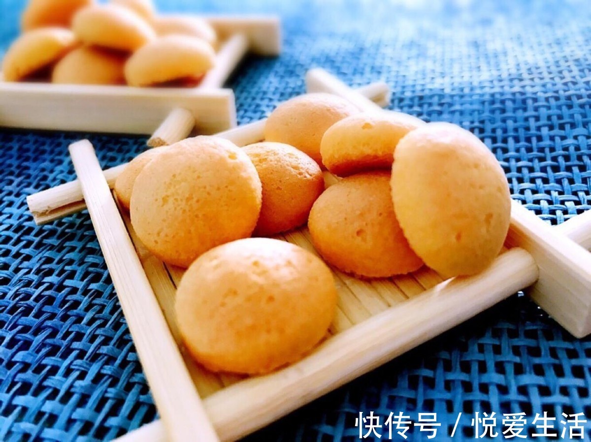 蛋黄饼干|给孩子做一款小零食,简单易学,美味无添加,比买的还好吃