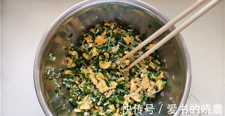 秋天吃饺子，用此3样搭配做馅，一咬满嘴汁太鲜了！比肉馅更过瘾！