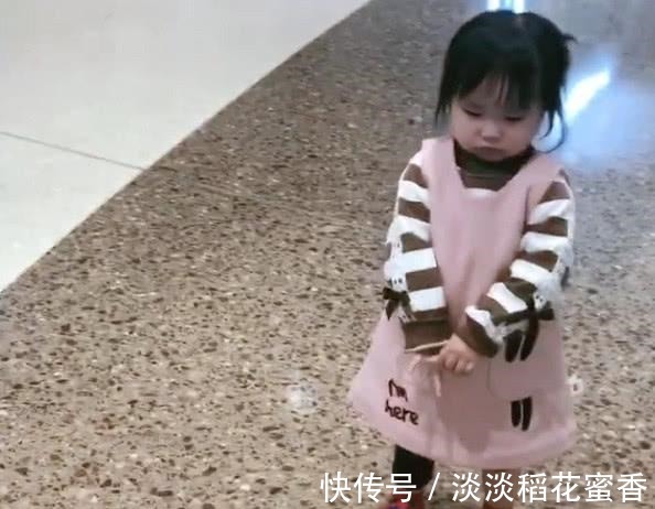 生气|“惹祸奶爸”抢宝宝饮料走红,宝宝本仙女生气了,哄不好的那种