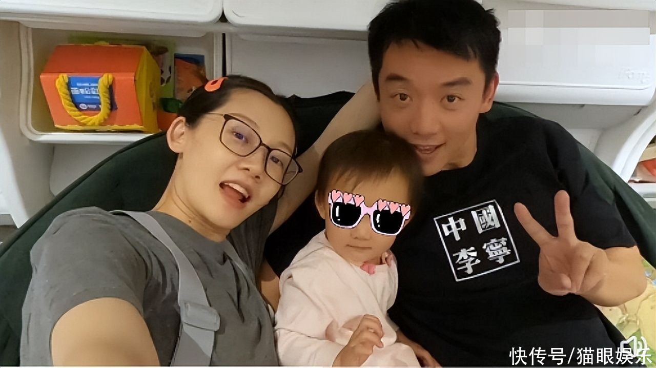 这次是真的郑恺退出跑男录制路透照变为人形立牌原因感人