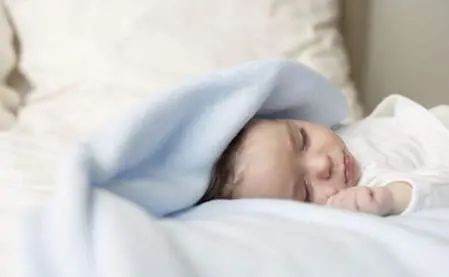 六一节快乐：宝宝一睡着，就萌翻了