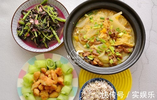 两口子的午餐,3个菜成本15块钱,丰盛又营养