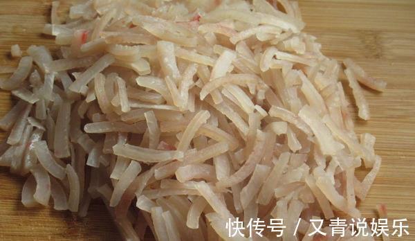 猪皮怎么做好吃学学这种做法,不炒不炸太美味,减肥也要偷吃