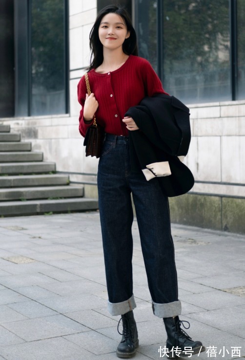 梨形身材 梨形身材找不到合适的裤子?看看这条直筒裤,配大衣和毛衣都很美