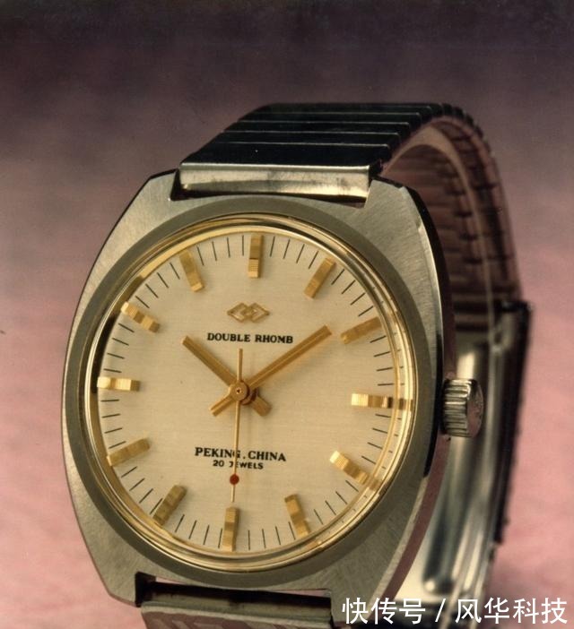 录音机@回顾 那些年代的“时髦”东西,“砖头”大哥大你可曾用过