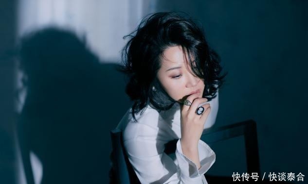 女人|年过40的女人,留什么发型显年轻?试试这几款,优雅大气还时髦