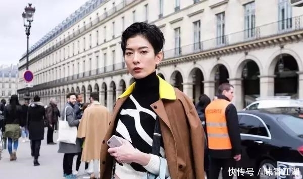 今年最火高领毛衣+大衣,才是秋冬绝配!